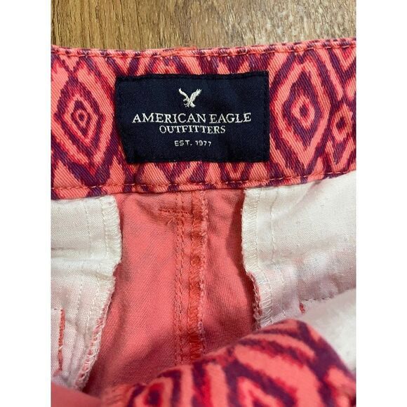 American Eagle Outfitters High Waist Pink Geometric Shorts - Picture 6 of 9